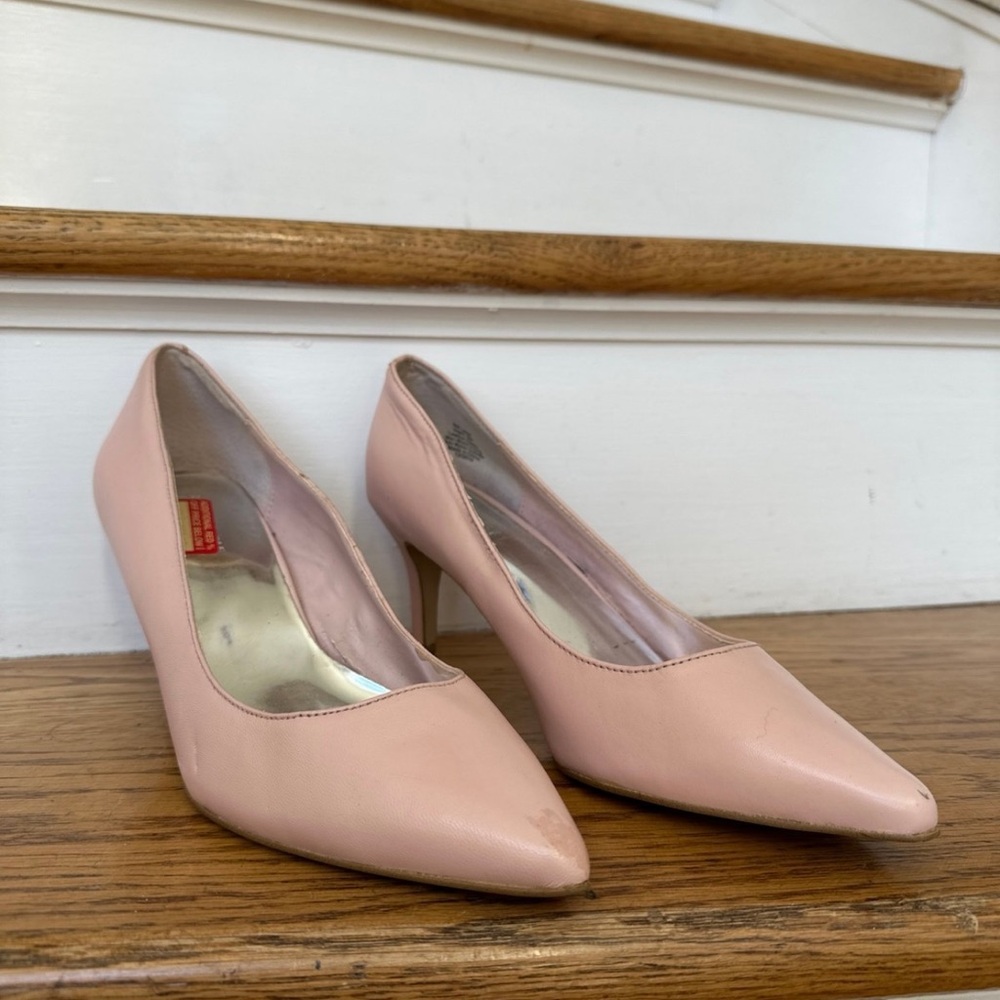 Keneth Cole Reaction Pink heels size 10